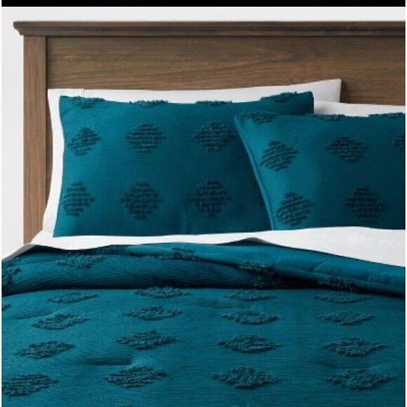 Threshold Tufted Diamond Crinkle Comforter & Sham Set - Picture 1 of 6